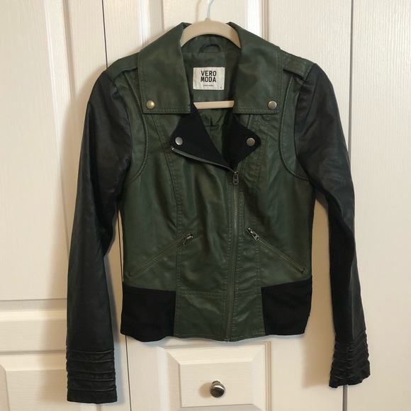 Vero Moda Jackets & Blazers - 2/$40 VEGAN LEATHER VERO MODA MOTO JACKET